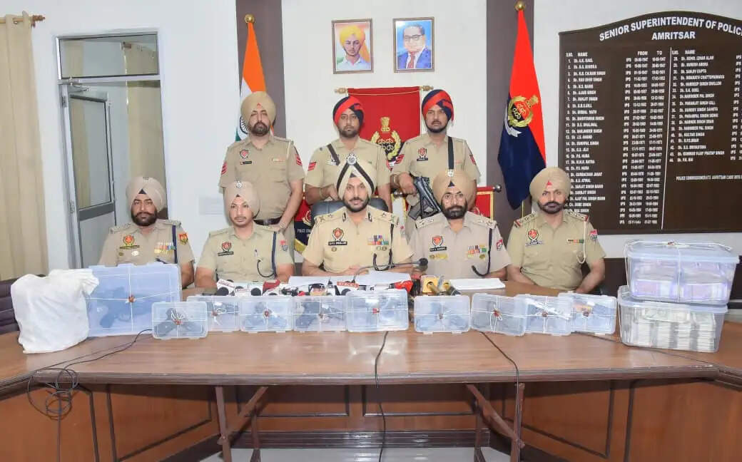 अमृतसर में हथियार, हेरोइन और हवाला नेटवर्क का भंडाफोड़