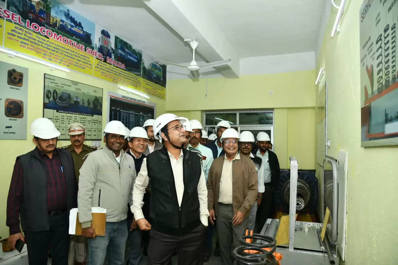 पूसीरे के जीएम ने किया व्यापक निरीक्षण