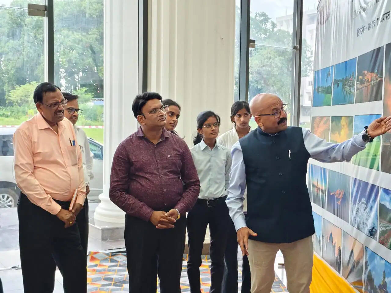 एमजीयूजी में छायाचित्र प्रदर्शनी में दिखा प्रकृति और विरासत का सौंदर्य
