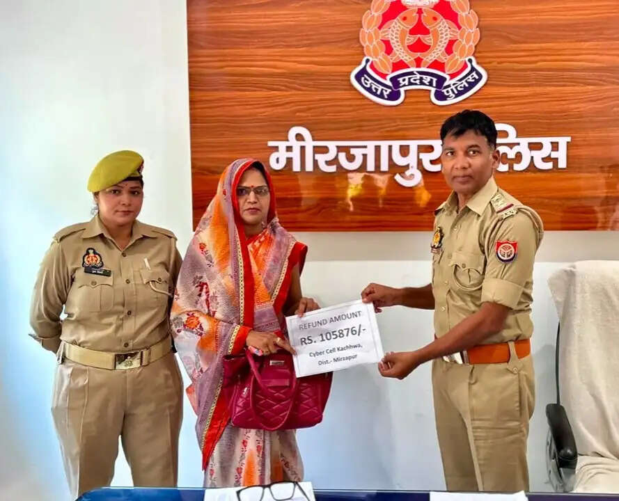 बुक सेलर बनकर ठगी, साइबर सेल ने वापस कराए 1.05 लाख रुपये