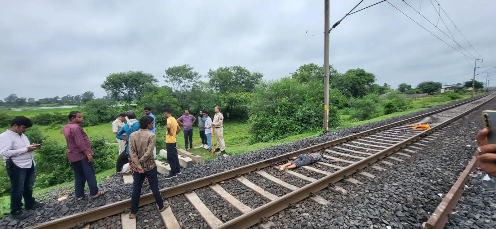 दमोह में एक ही परिवार के तीन लोगों की मौत, अलग-अलग रेलवे ट्रैक पर मिले शव