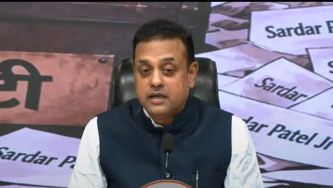 (संशोधित) कांग्रेस, इंडी गठबंधन लोकतंत्र का उड़ा रहे मजाक, देश में पहली वोट चोरी नेहरू के समय हुई: भाजपा