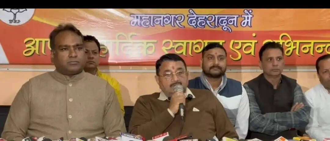 शिक्षा निदेशक प्रकरण में रायपुर विधायक काउ ने मांगी सार्वजनिक माफी