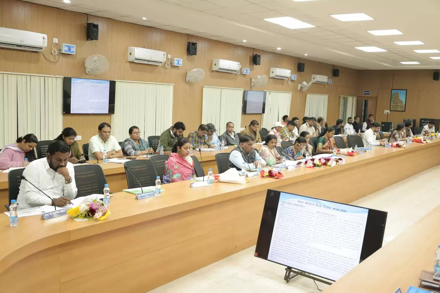 जिलास्तरीय सड़क सुरक्षा समिति की बैठक, दुर्घटनाओं पर अंकुश लगाने के दिए सख्त निर्देश