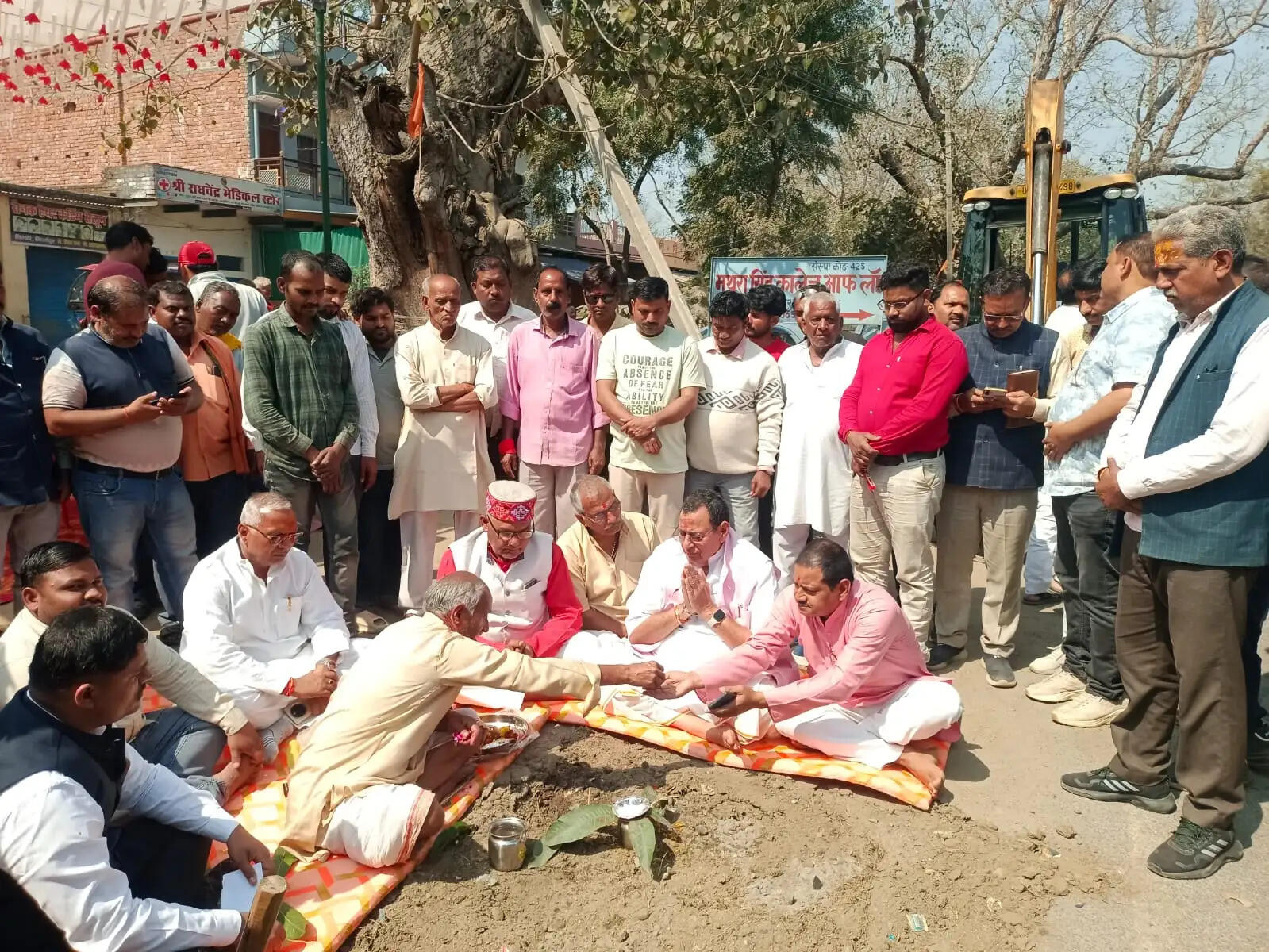 10.4 किमी सड़क बनेगी दो लेन, 25 करोड़ की लागत से दुर्गागंज–गोपीगंज–मीरजापुर मार्ग का शुभारंभ