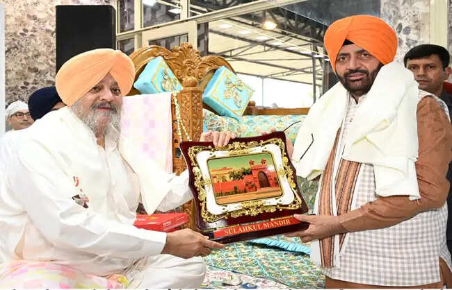राम नाम मनुष्य को कठिन परिस्थितियों में सही मार्ग चुनने की शक्ति देता है: नायब सैनी
