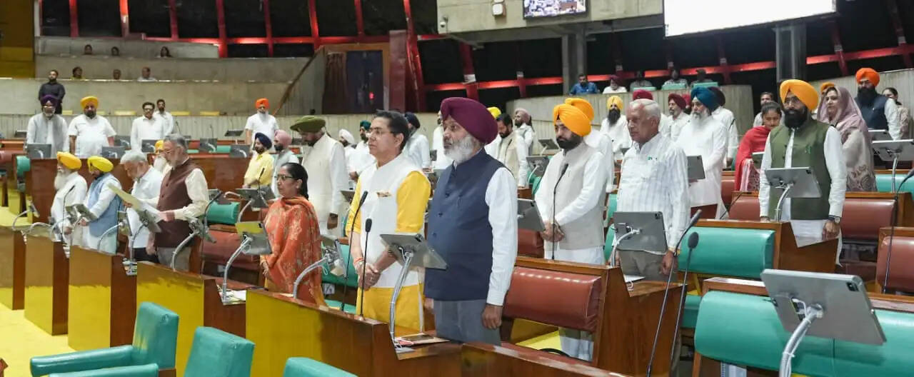पंजाब विधानसभा के विशेष सत्र में परविंदर सिंह झोटा को श्रद्धांजलि