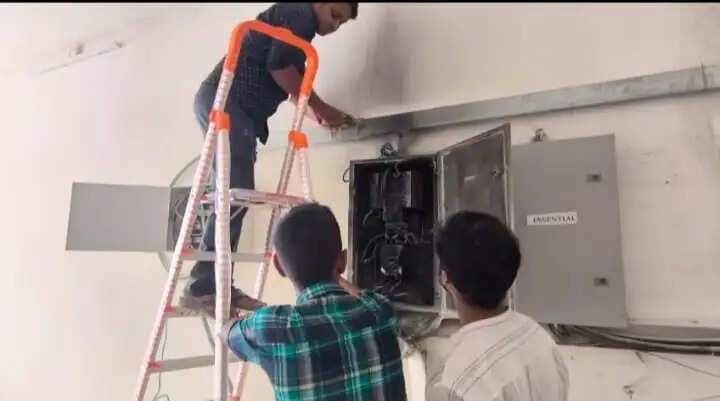 मालीगांव पूसीरे अस्पताल में भयावह आग, बाल-बाल बचा इमरजेंसी वार्ड