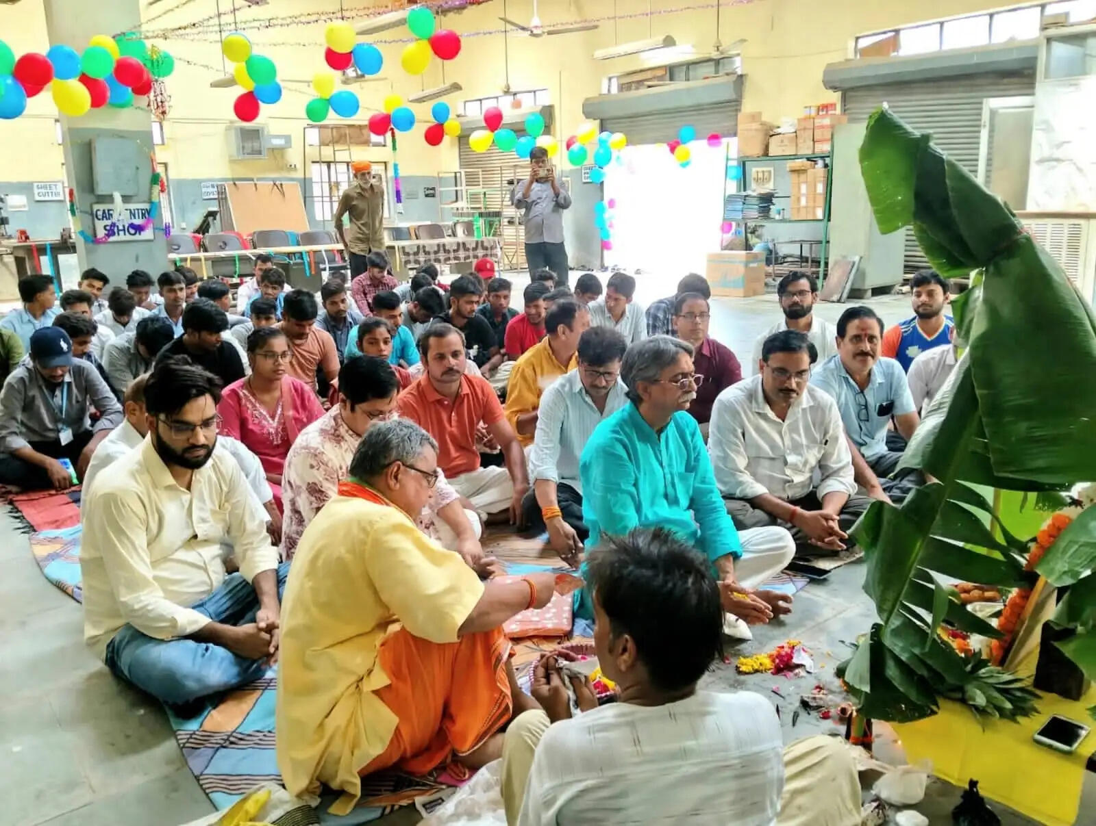 पीयू में धूमधाम से किया गया भगवान विश्वकर्मा का पूजन