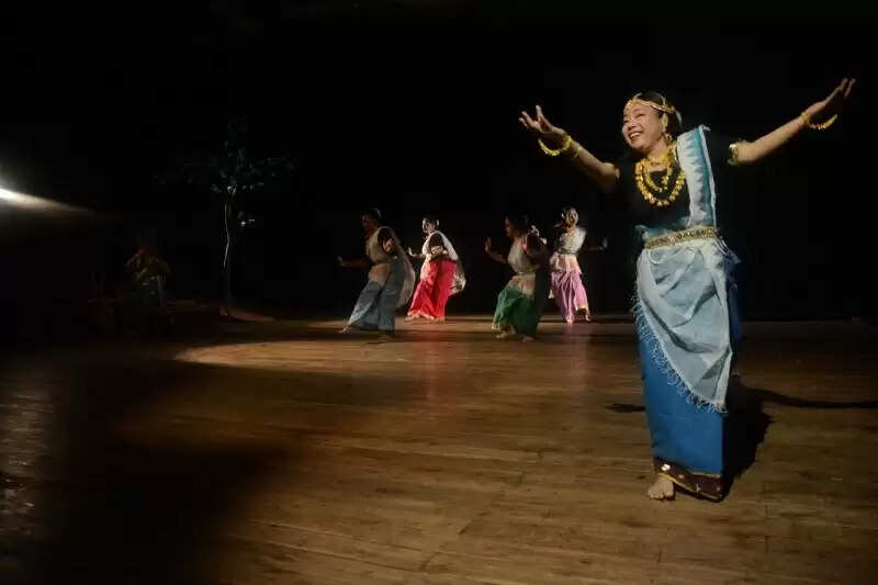 महाभारत समागम के चौथे दिन हुई कर्णवध और कनुप्रिया की प्रस्‍तुति