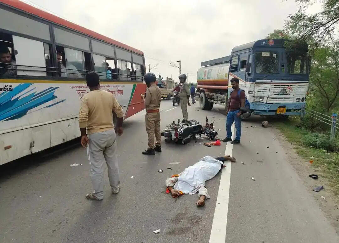 चार दिन पहले घर से भागे जीजा साली को हाईवे पर टैंकर ने रौंदा, जीजा की मौत, युवती घायल