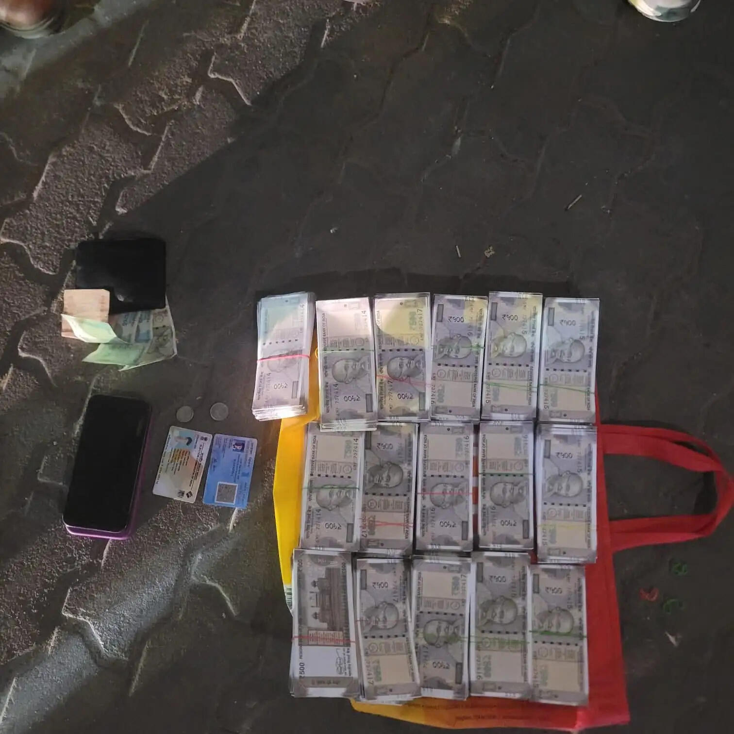 नकली नोट समेत एक आरोपित गिरफ्तार