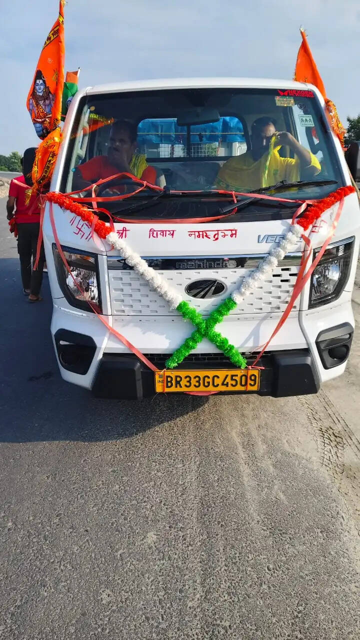 सारण में सीमावर्ती जयप्रभा सेतु पर विशेष चेकिंग अभियान,276 लीटर विदेशी शराब के साथ 8 गिरफ्तार