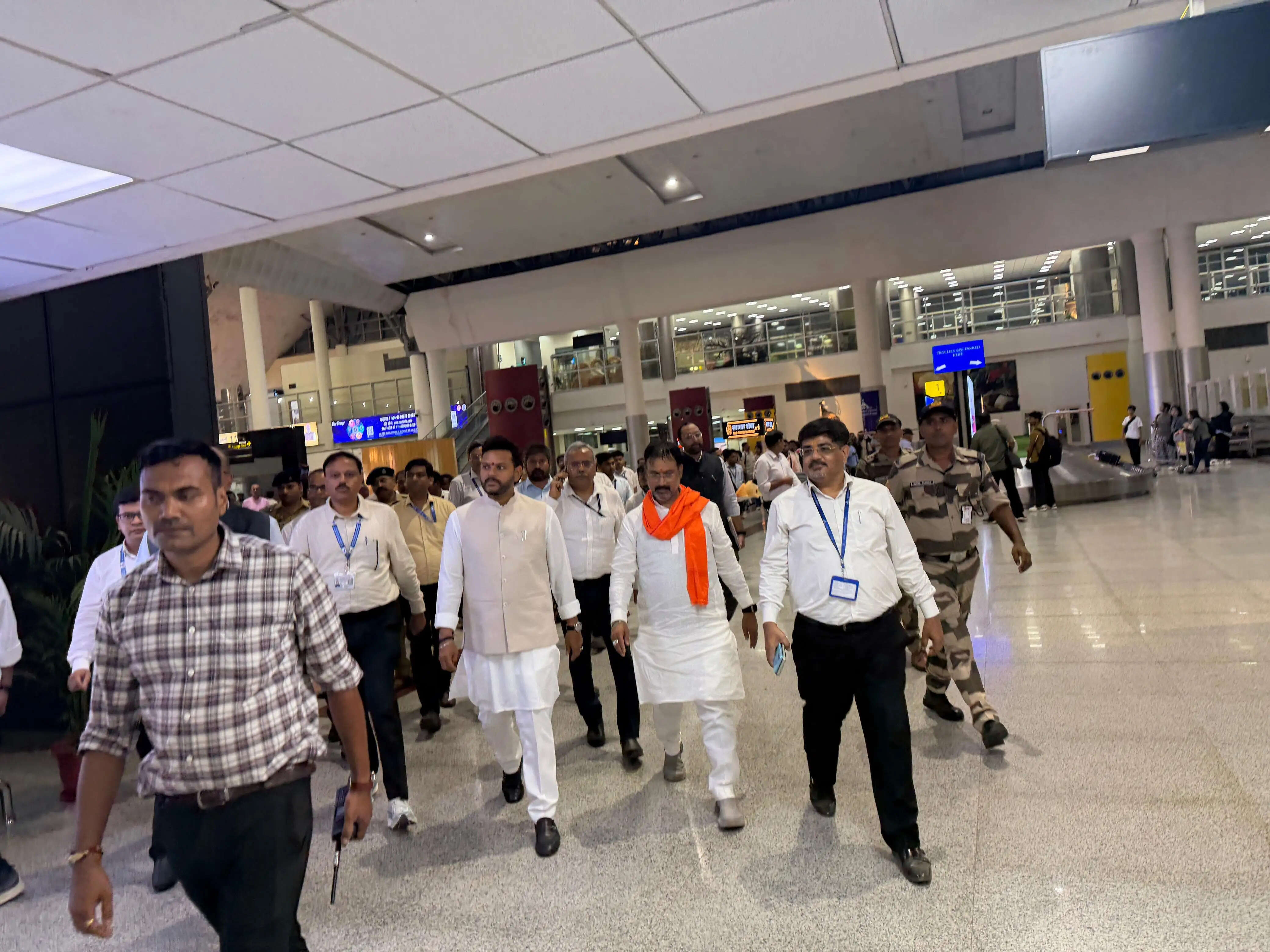 धर्म नगरी वाराणसी एयरपोर्ट से भारत की पहली 'ईजी कनेक्ट' अंतरराष्ट्रीय उड़ान शुरू