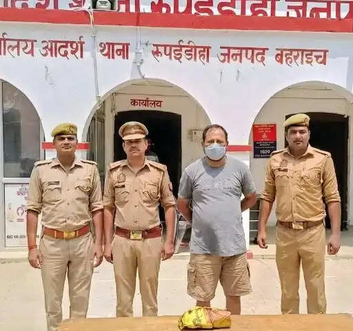 नशे के कारोबारी हिस्ट्रीशीटर को कोडीन कफ सिरप के साथ बहराइच पुलिस ने किया गिरफ्तार