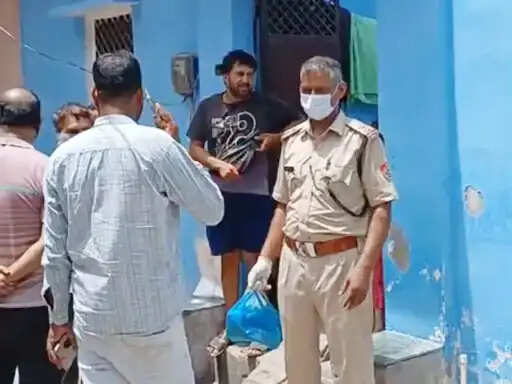फरीदाबाद : बंद मकान से मिला यामाहा कंपनी के लाइनमैन का शव