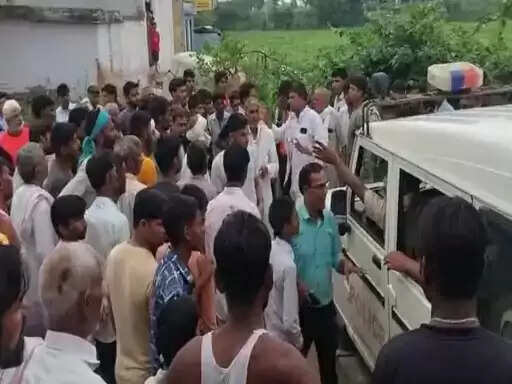 राजस्थानः हाईटेंशन लाइन की चपेट में आया कांवड़ियों से भरा ट्रक, दाे श्रद्धालुओं की मौत, 30 झुलसे