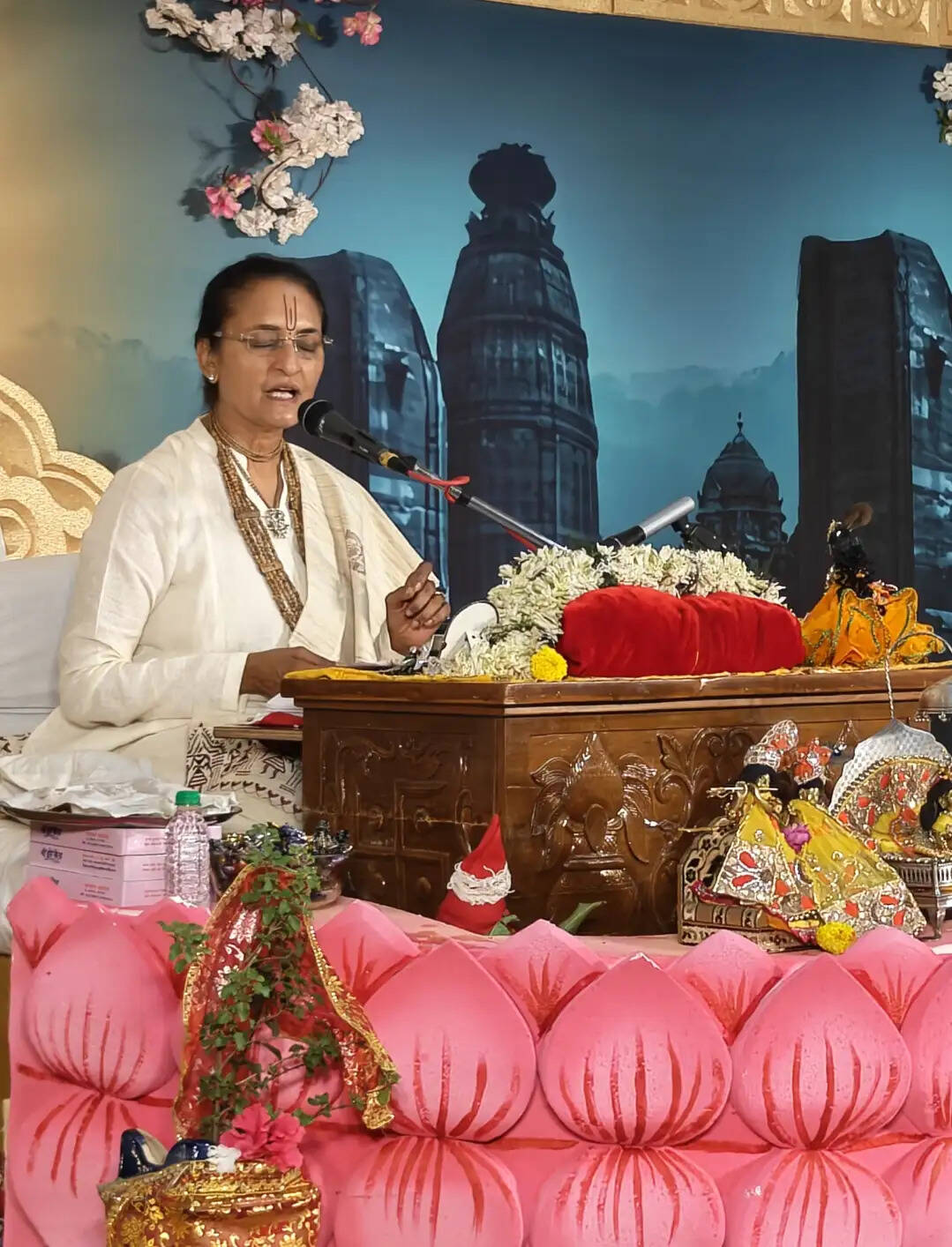 श्रीमद् भागवत कथा के समापन पर मां चैतन्य मीरा ने किया द्वारिका लीला का सजीव चित्रण