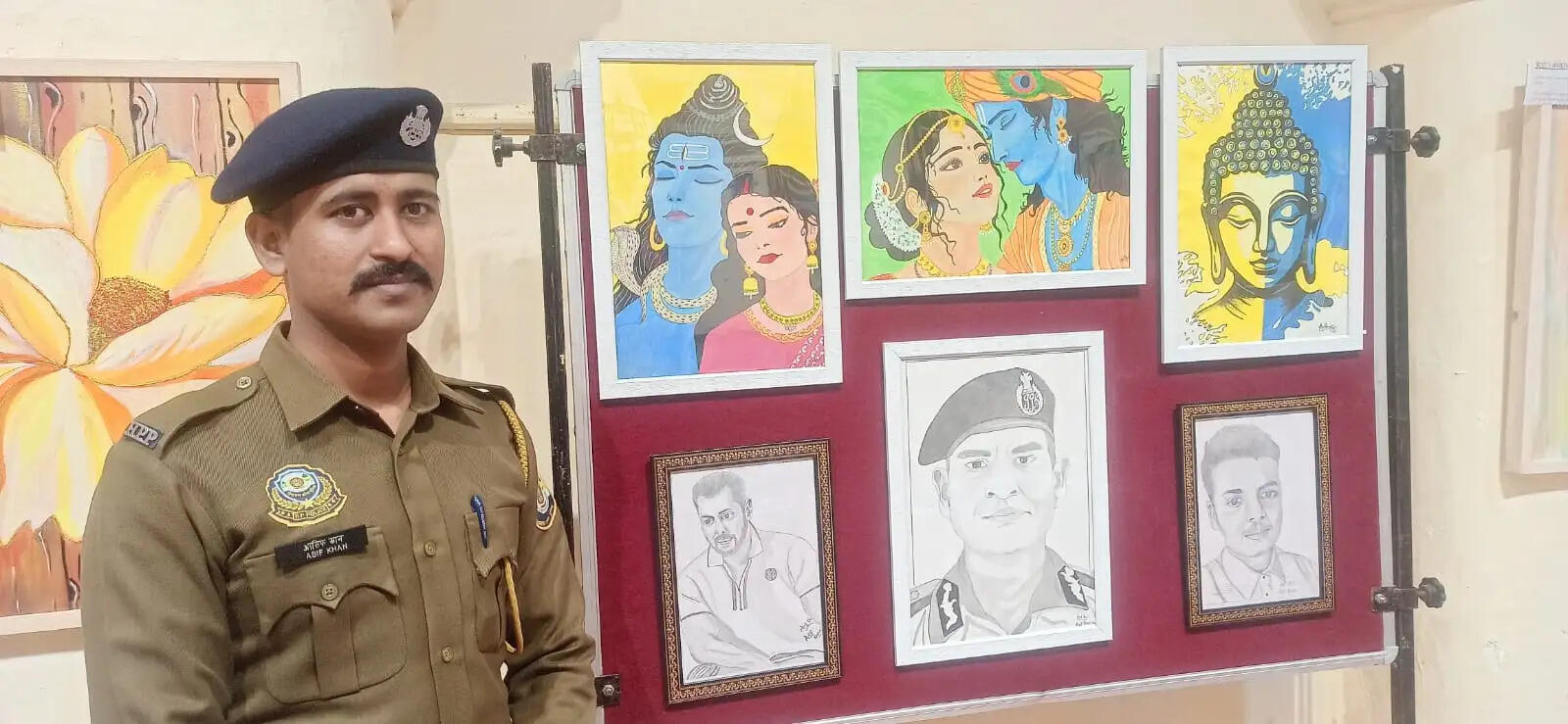 डंडे वाले हाथों में ब्रश, शिमला में पुलिस जवानों की कला प्रदर्शनी, आसिफ खान की कृतियों ने खींचा ध्यान