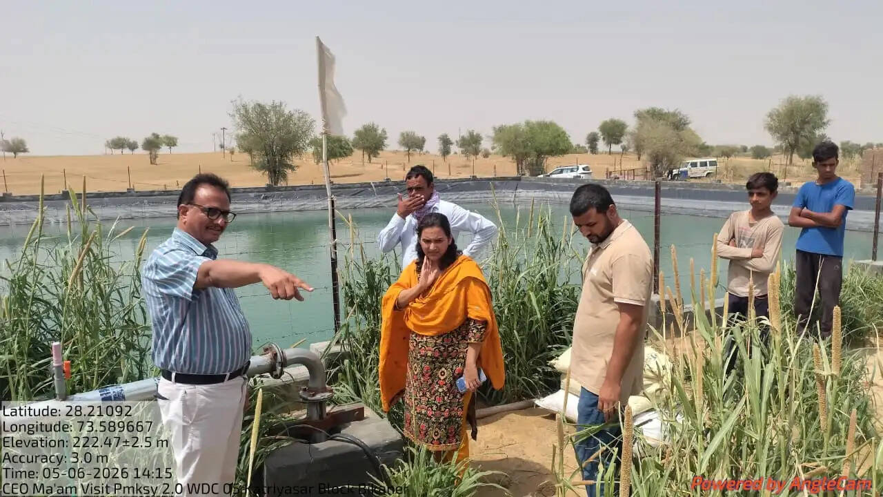 ग्रामीण क्षेत्रों में महत्वपूर्ण भूमिका निभा रहे हैं जल संरक्षण के कार्य