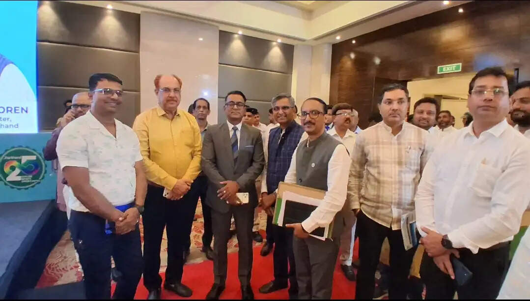 संताल चेंबर ने उद्योग सचिव के समक्ष रखी औद्योगिक क्षेत्रों से जुड़ी समस्याएं