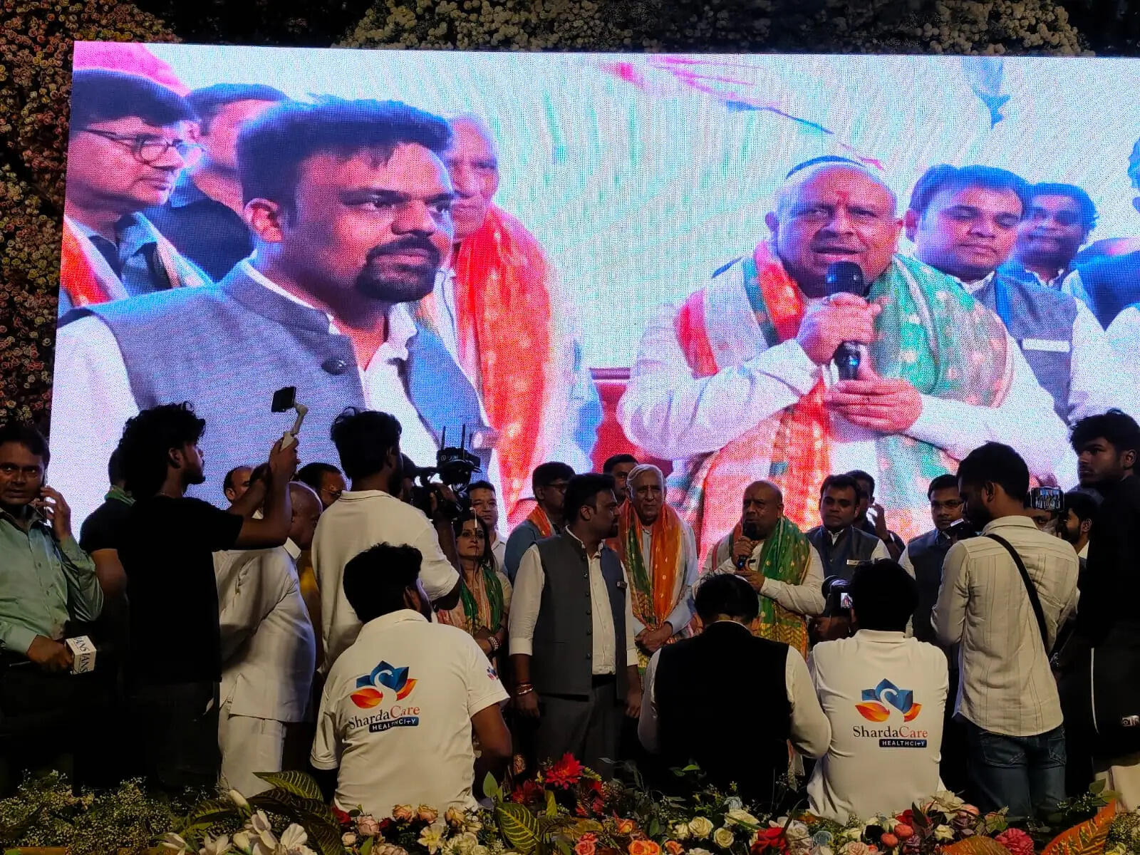 गिनीज वर्ल्ड रिकॉर्ड के लक्ष्य के साथ आयोजित मेगा रक्तदान अभियान में 3,100 से अधिक लोगों ने किया रक्तदान
