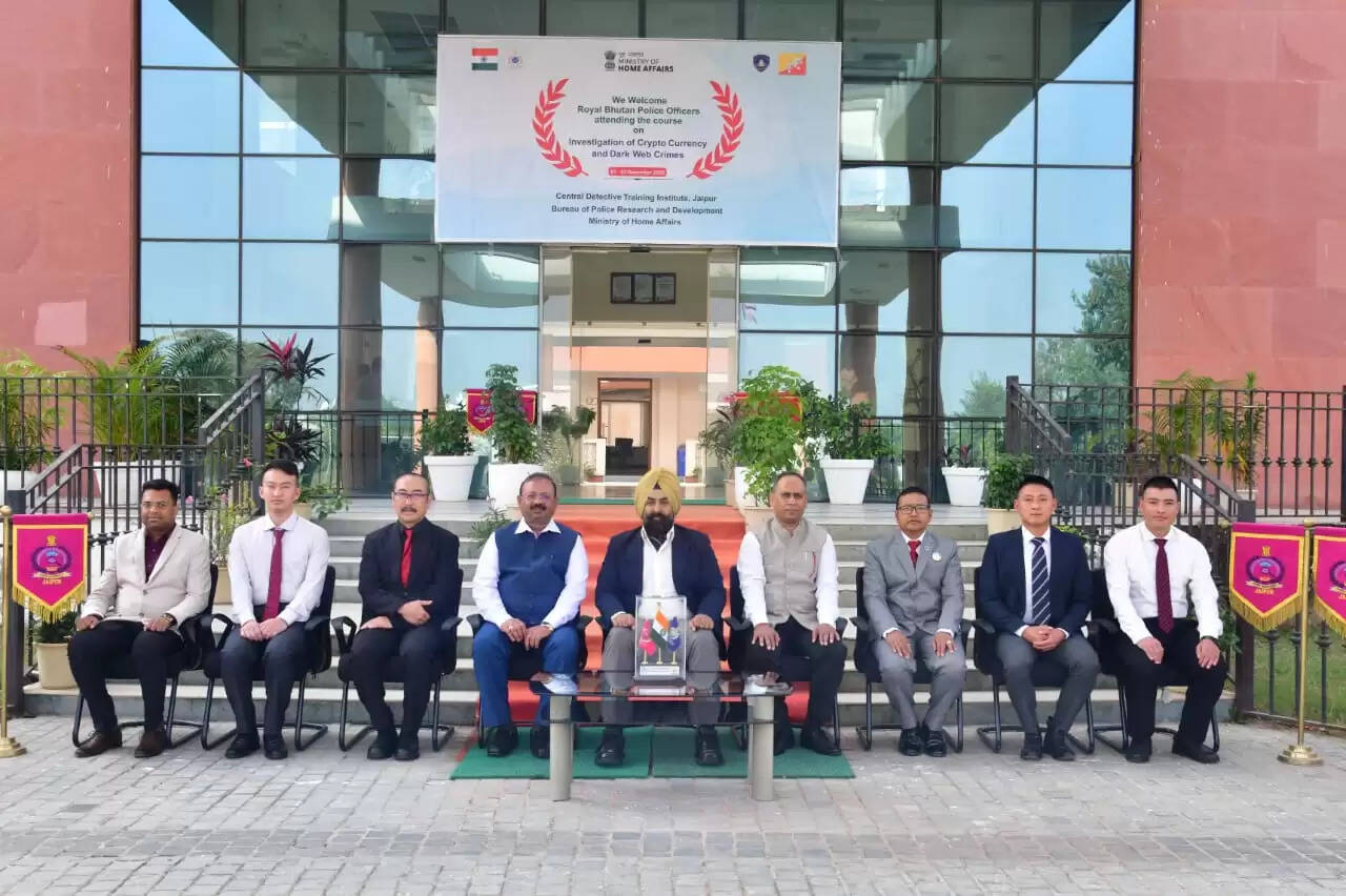 क्रिप्टो अपराधियों पर नकेल के लिए भूटान पुलिस अधिकारियों की जयपुर में विशेष ट्रेनिंग