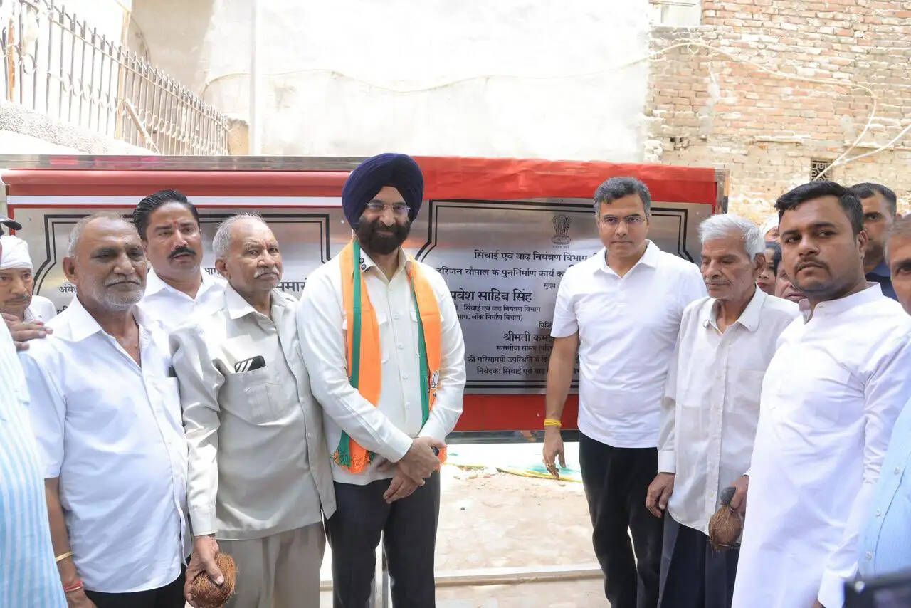 ख्याला गांव में चौपाल के पुनर्निर्माण कार्य का शिलान्यास