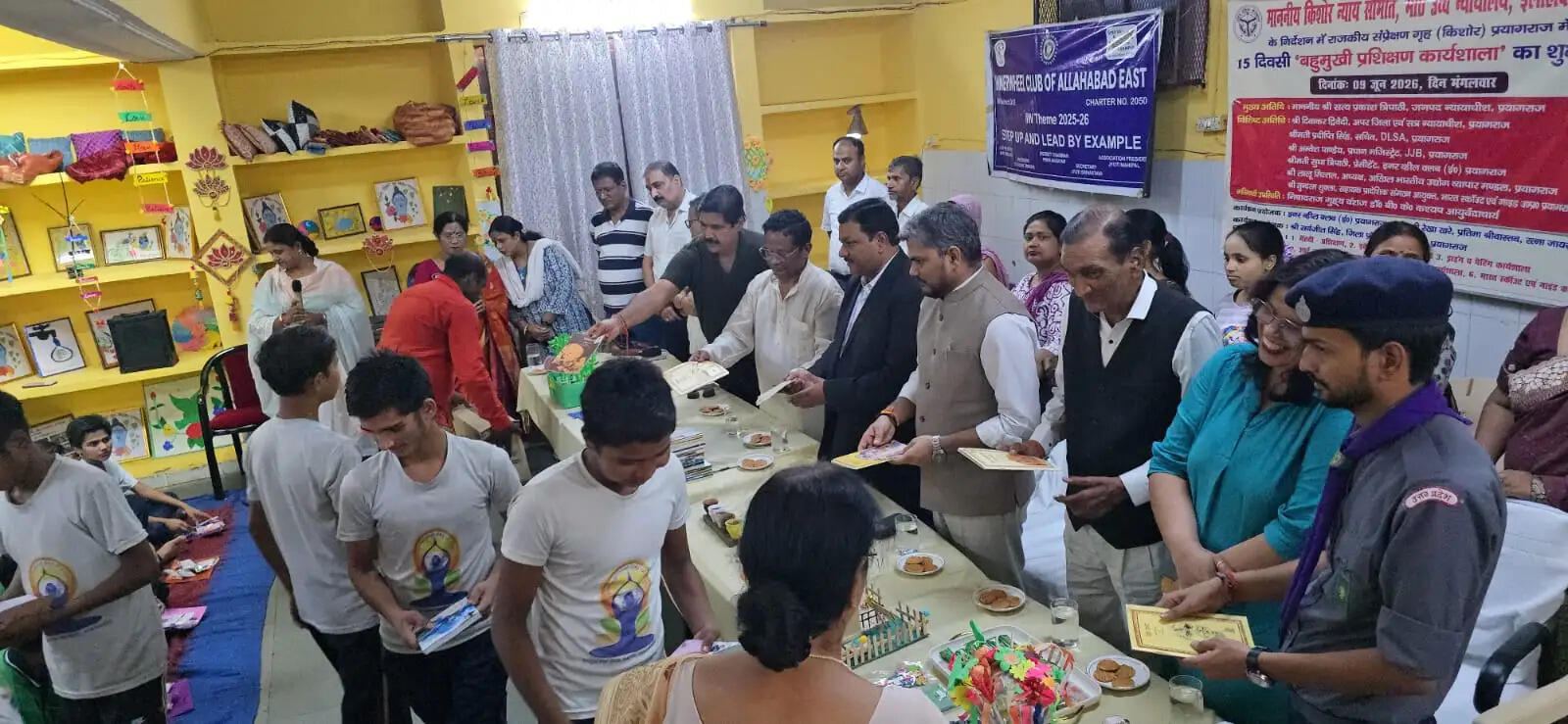 बाल सुधार गृह में सेवा संकल्प दिवस मनाकर बच्चों को स्वावलंबन का दिया संदेश