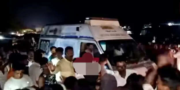 नगांव: सड़क दुर्घटना में साईकिल सवार की मौत