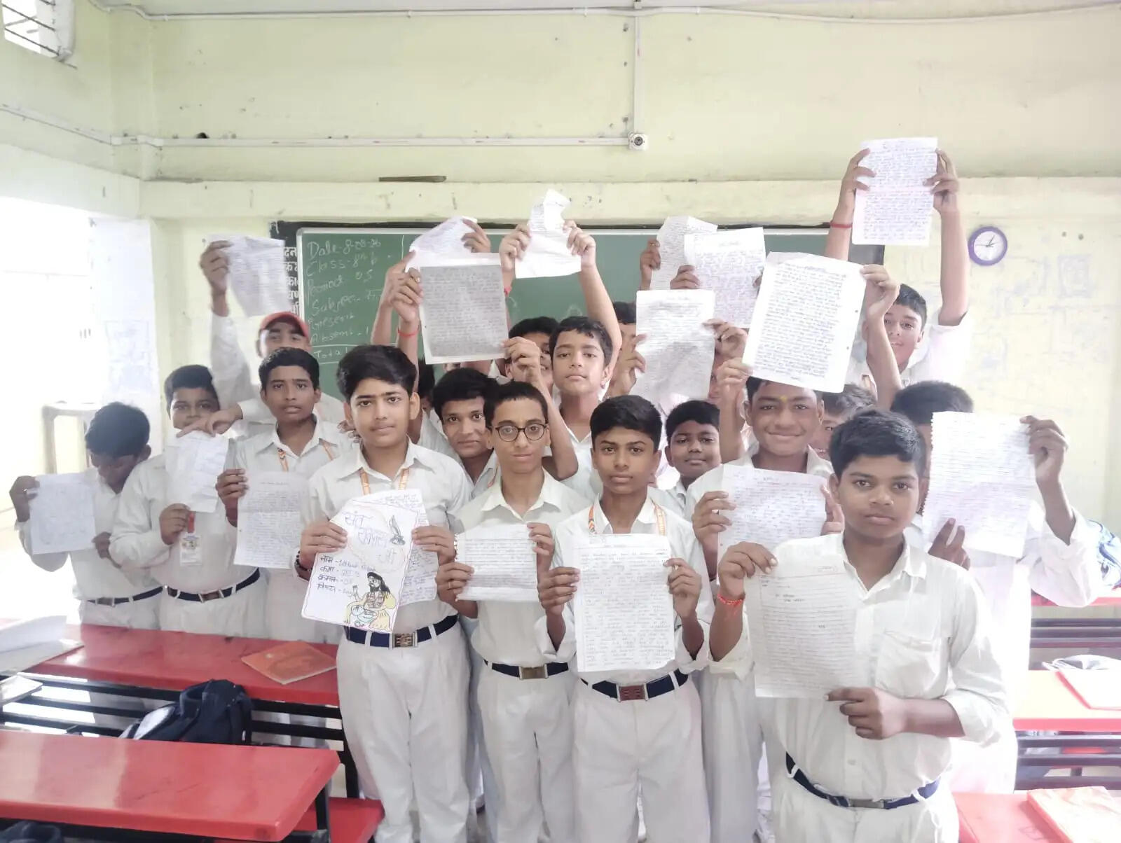 सरस्वती शिशु विद्या मंदिर में संत रविदास जयंती पर निबंध प्रतियोगिता आयोजित