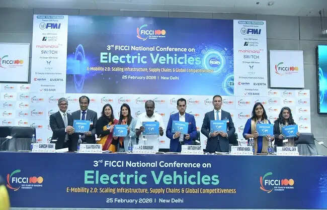 एफटीए से इलेक्ट्रिक वाहन निर्यातकों के लिए खुलेंगे नये बाजार : कुमारस्वामी