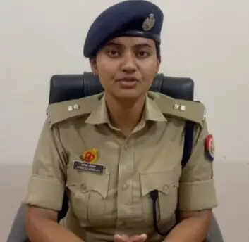 झांसी में तीन शातिर बाइक चोर गिरफ्तार, चोरी की सात बाइक बरामद