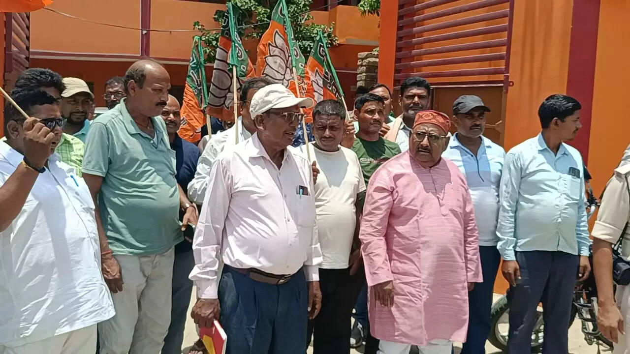 भाजपा ने शुरू किया जनसंपर्क रथ, पीएम मोदी के मोतिहारी आगमन की तैयारी तेज