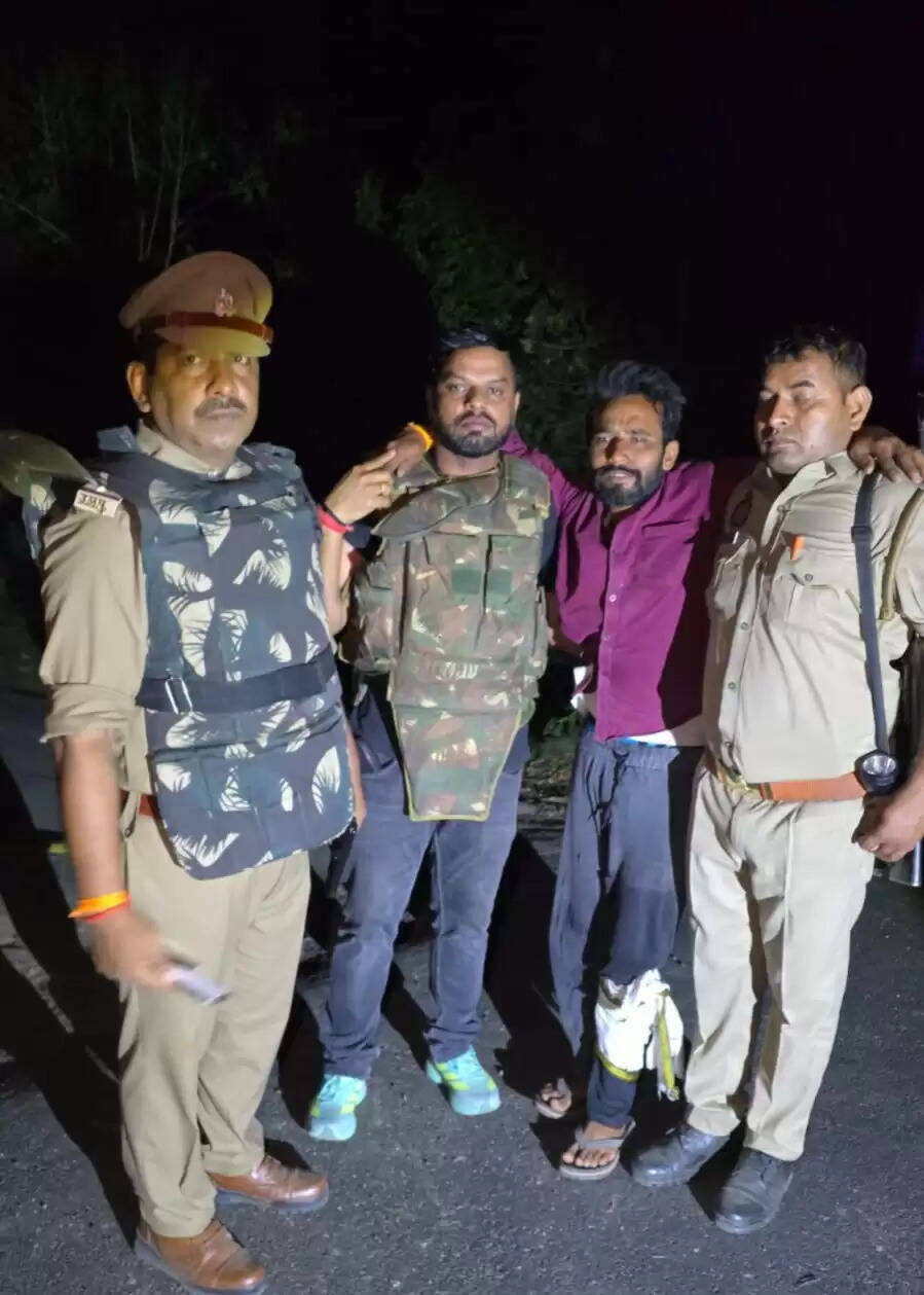 ऑपरेशन चक्रव्यूह के तहत पुलिस मुठभेड़ में शातिर हिस्ट्रीशीटर गिरफ्तार