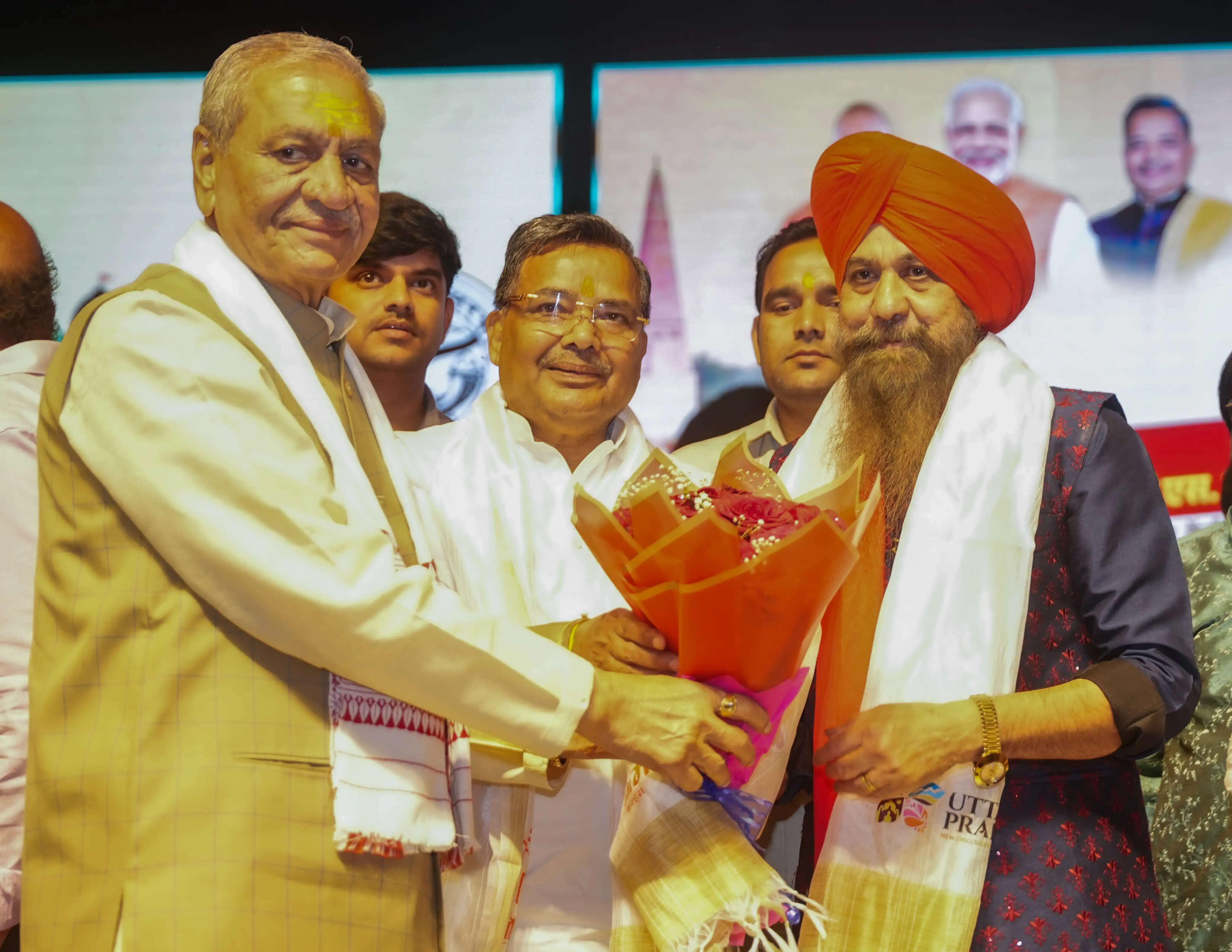 सामौर बाबा धाम हमारे सनातन संस्कृति की पहचान : लक्ष्मी नारायण चौधरी