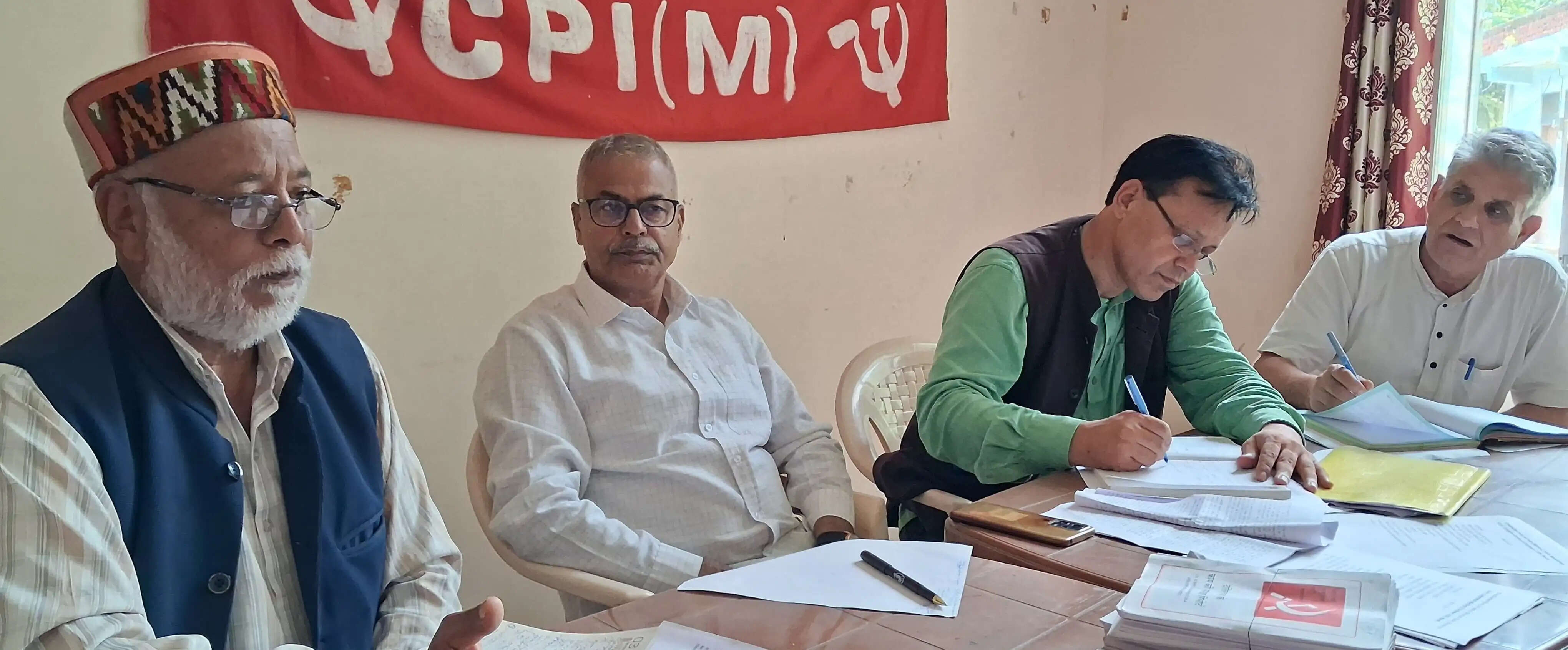 माकपा ने आंदोलन की रणनीति बनाई, स्मार्ट मीटर व नशे के खिलाफ उठाए कदम