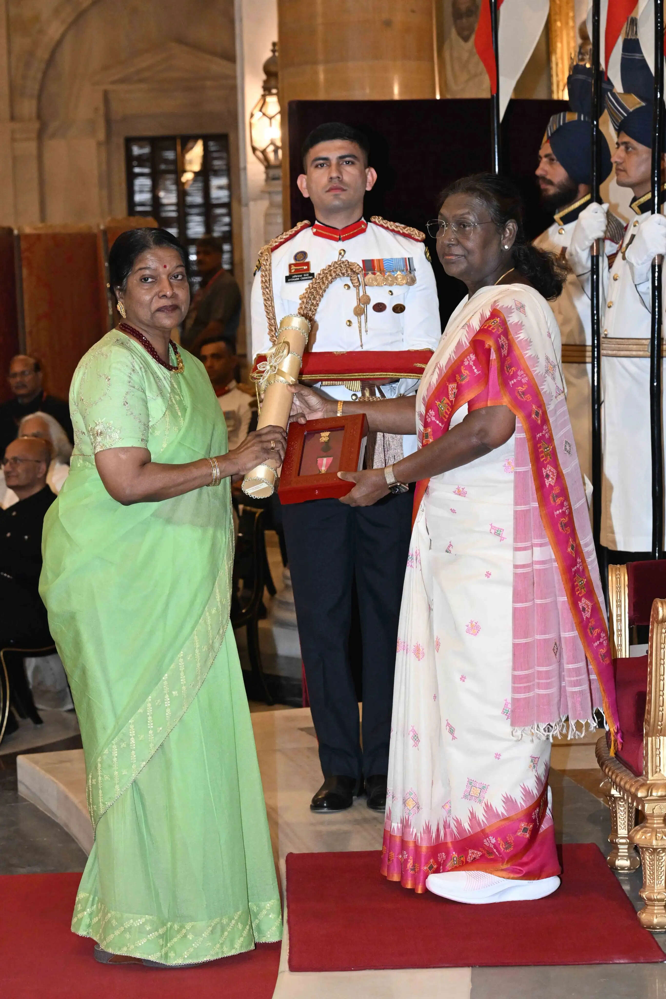 राष्ट्रपति ने सुशील मोदी, पंकज उधास और शेखर कपूर सहित 71 को पद्म पुरस्कार प्रदान किए