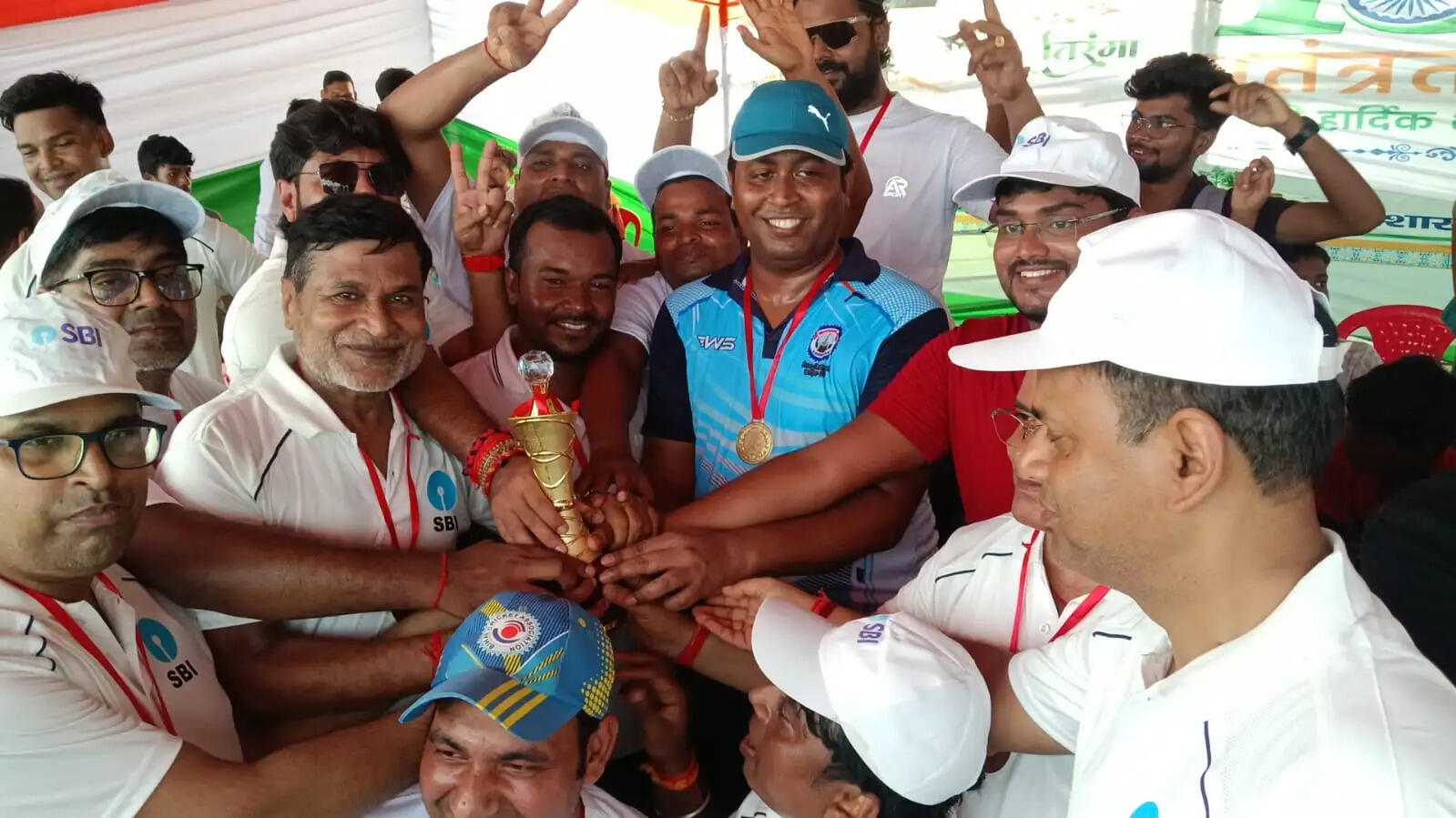 प्रशासन एकादश को हराकर पत्रकार एकादश ने जीता क्रिकेट टूर्नामेंट