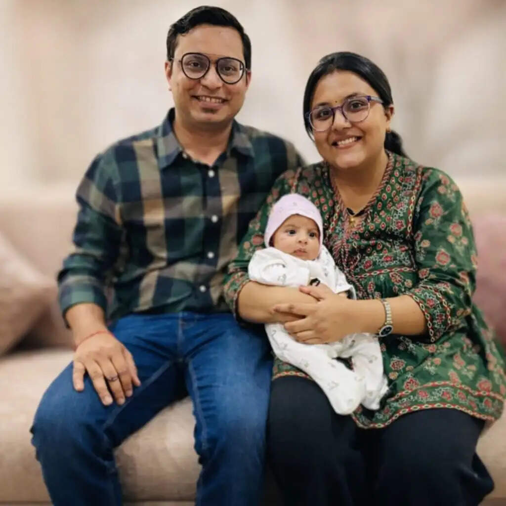 उज्जैनः 4 माह की बेटी को मांसपेशियों की दुर्लभ बीमारी के लिए 15 करोड़ रूपये का इंजेक्शन की दरकार