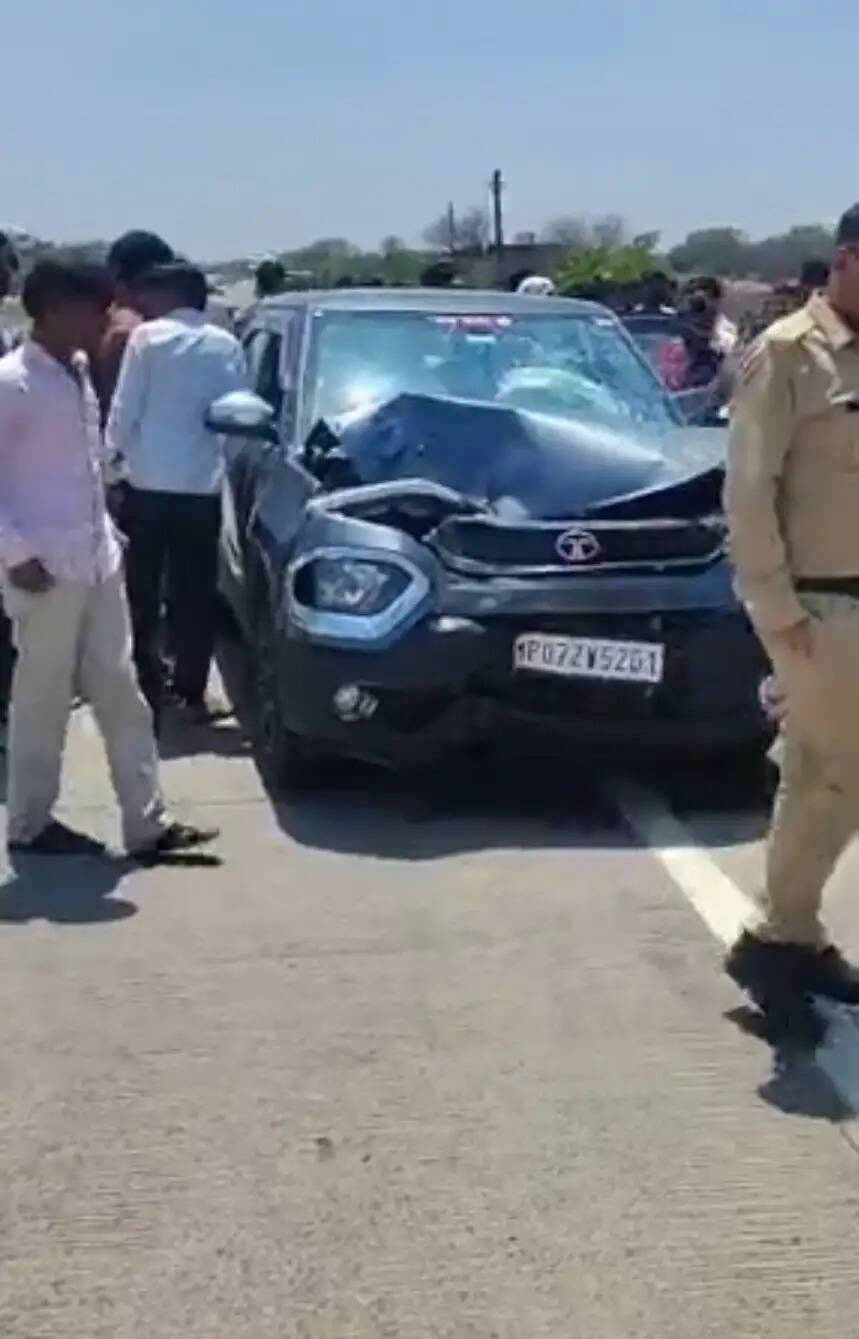 राजगढ़ः तेज रफ्तार कार ने बाइक को मारी टक्कर, महिला समेत दो घायल
