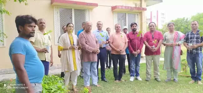 मुक्त विश्वविद्यालय में बनाई सिंदूर वाटिका