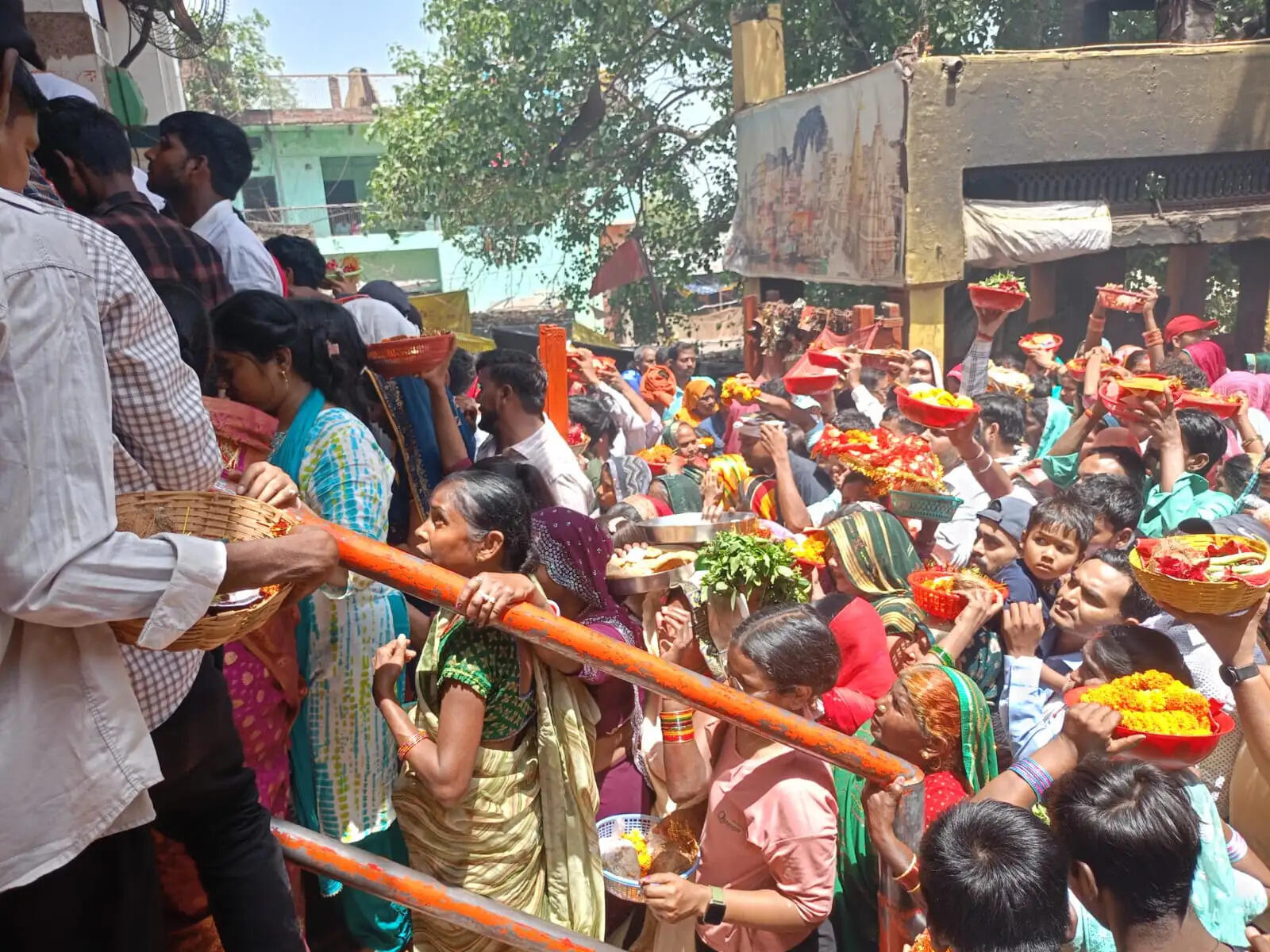 अदलपुरा बड़ी शीतला माता धाम में उमड़ा आस्था का सैलाब