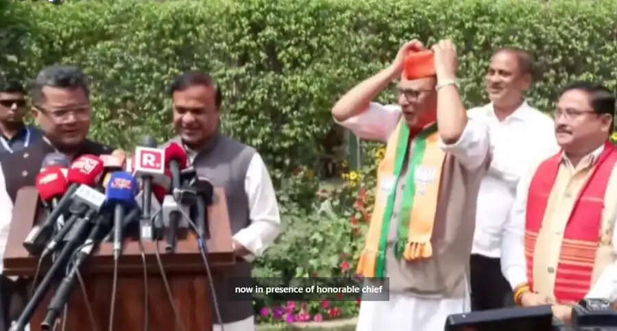 भाजपा में शामिल होने के बाद प्रद्युत बरदलै का कांग्रेस पर हमला, समुदायों की उपेक्षा का लगाया आरोप