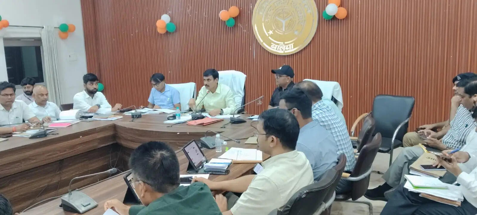 जनगणना में प्रशिक्षण के बाद कर्मियों काे देनी हाेगी परीक्षा : जिलाधिकारी