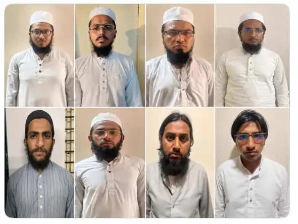 गुजरात एटीएस ने जैश-ए-मोहम्मद के संदिग्ध मॉड्यूल का किया भंडाफोड़, 8 आरोपित गिरफ्तार