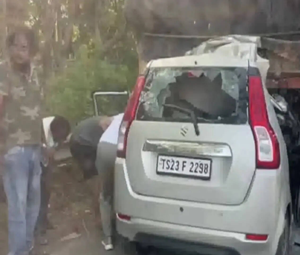 हैदराबाद के शमशाबाद में सड़क हादसा, 6 की मौत