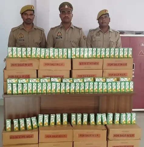 रामनगर पुलिस ने पकड़ा सड़क किनारे खड़ी ट्रक में लदी अवैध देशी शराब, तस्करी की आशंका