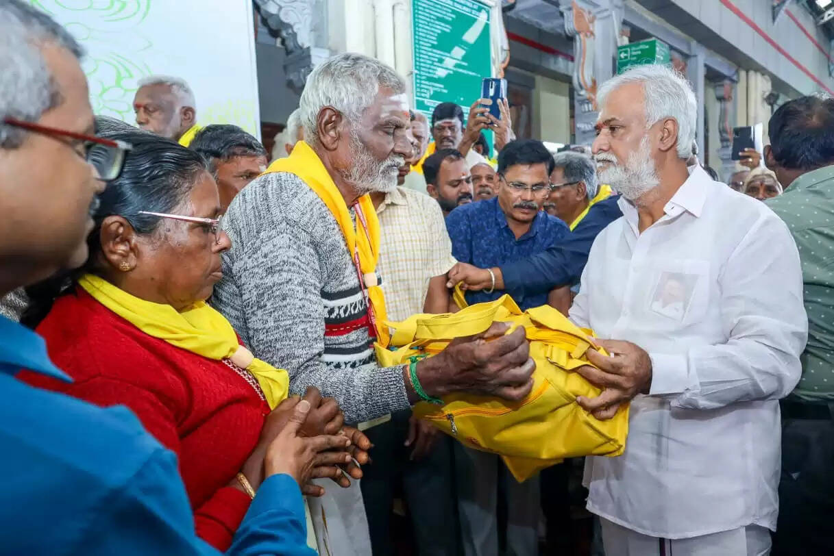 निःशुल्क तीर्थयात्रा योजना के तहत चेन्नई से 602 श्रद्धालु रामेश्वरम-काशी तीर्थयात्रा के लिए रवाना