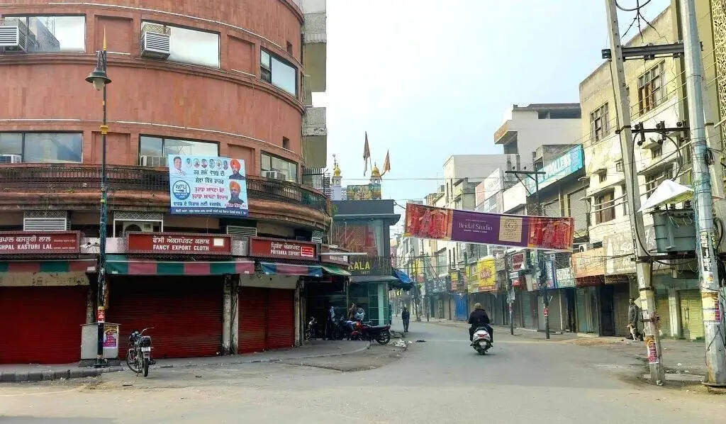 पंजाब बंद का कई जिलों में व्यापक असर, सफाई कर्मियों का सरकार के विरूद्ध प्रदर्शन
